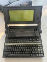 Antiker Wang Laptop mit integriertem Drucker