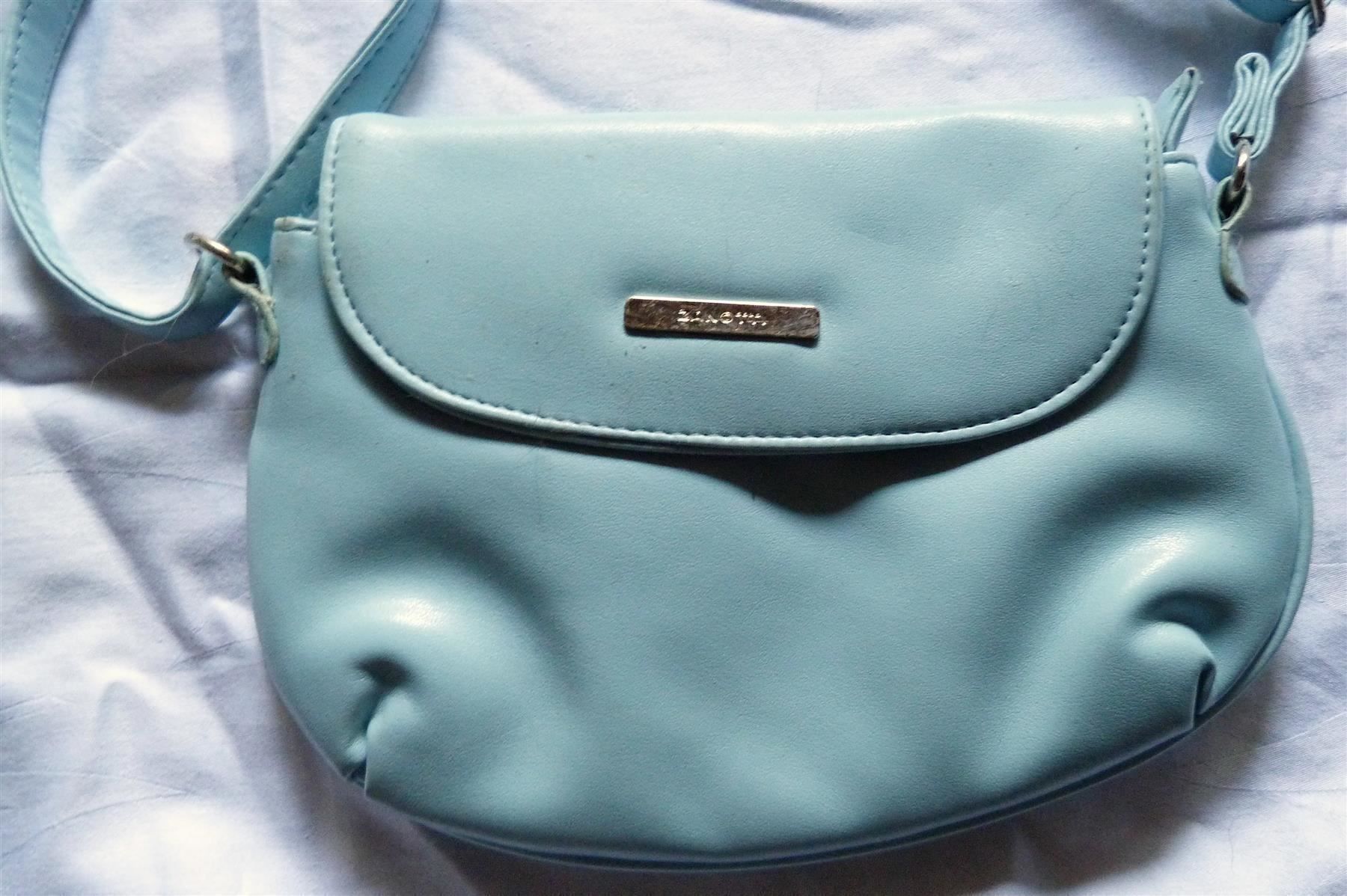 Zanotti Borse da donna: Tasche von Zanotti, hellblau %% – Usato da Nunningen venduto da Fashion-Ave51