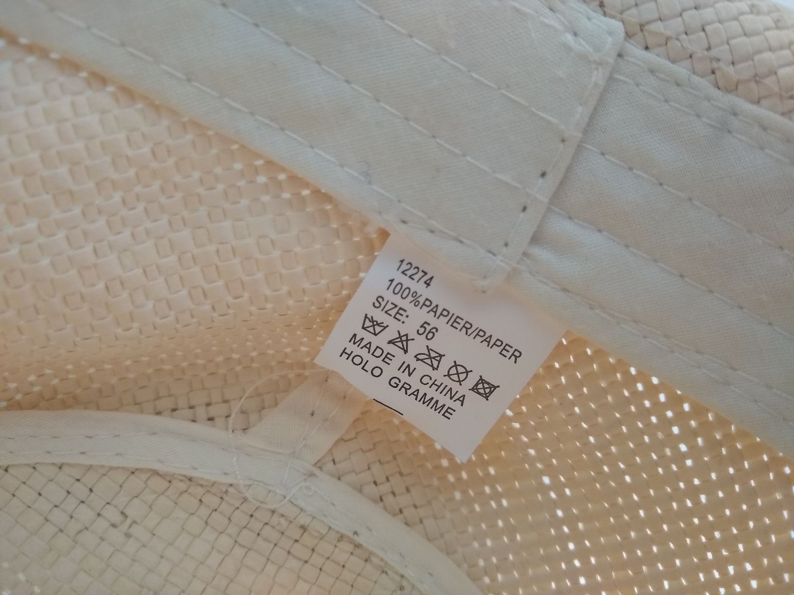 Copricapi, berretti & cappellini: Two summer hats – Usato da Dübendorf venduto da LoRi-2026 3