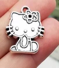 Ciondoli: Hello Kitty: 1 pendentif – Nuovo e nell'imballaggio originale da Lutry venduto da kylab7