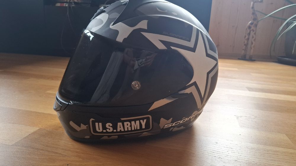 Casques & visières: Motorrad Helm Scorpion – D'occasion à Eriz par tomes61 1