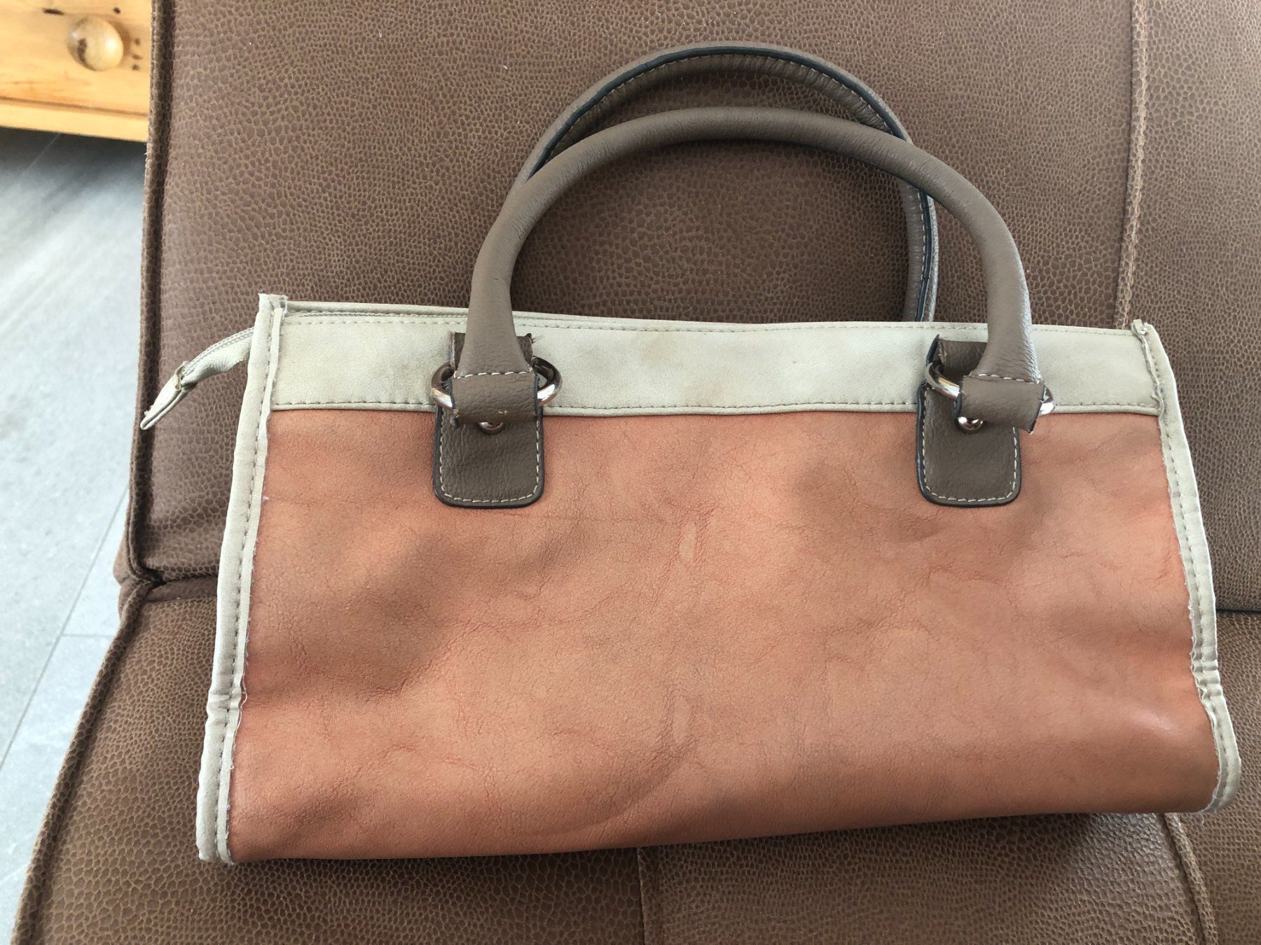 Sacs femmes: Damen-Handtasche – D'occasion à Eschenz par glaro14 2
