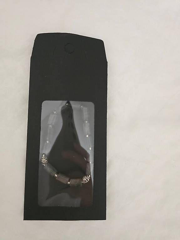 Bracciali & Braccialetti: Bracelet calcédoine grise et onyx – Nuovo e nell'imballaggio originale da Cheseaux-Lausanne venduto da Ana_Gandarinho 1
