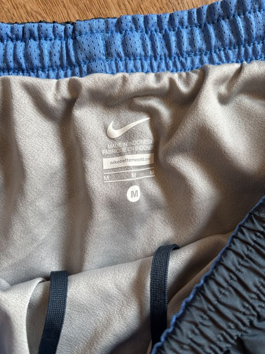 Nike Pantaloni: Nike Shorts – Nuovo (secondo la descrizione) da Zürich venduto da san_qzr2 3