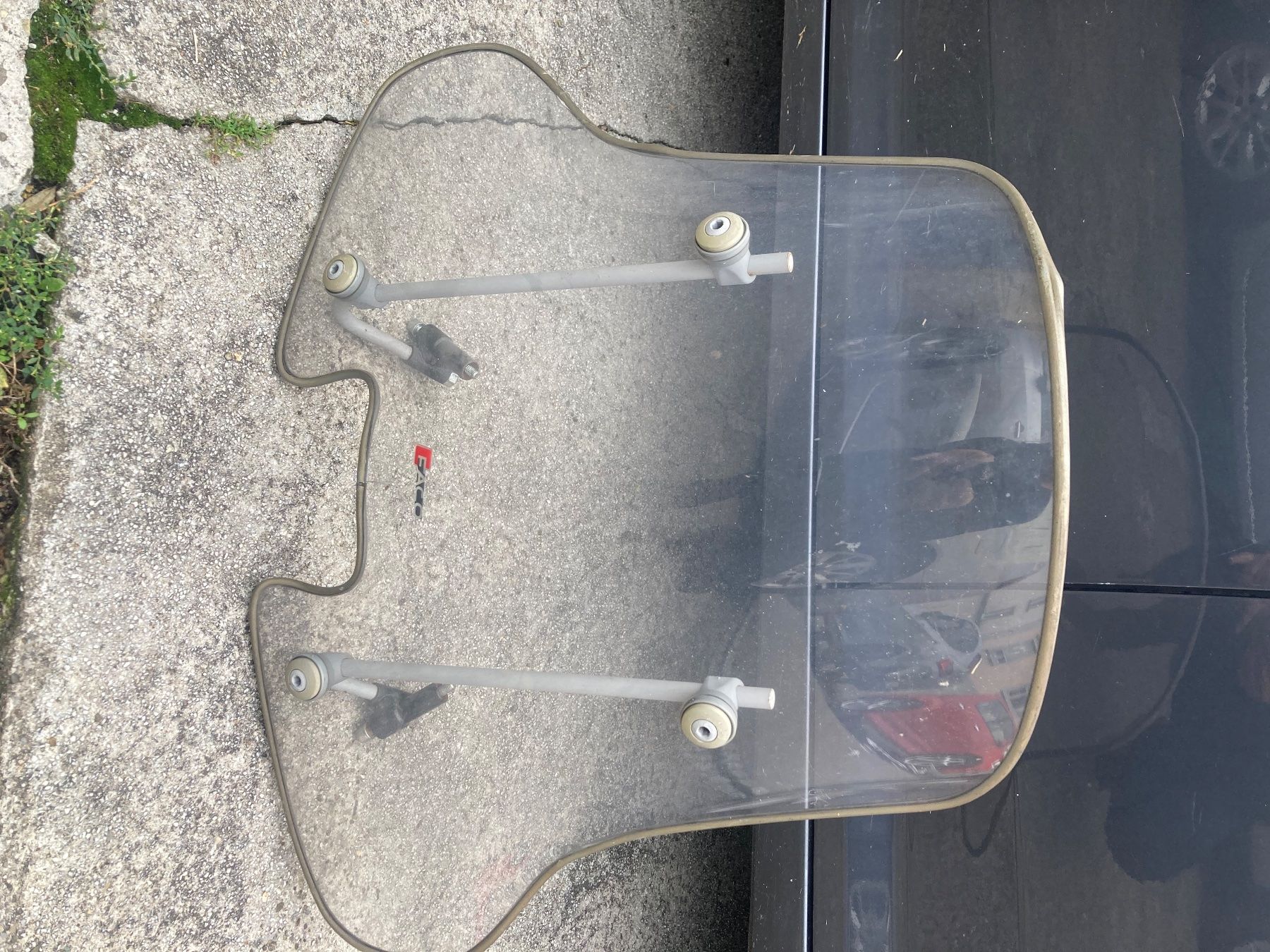 Tutti pezzi di ricambio per scooter: Windschutzscheibe fur Roller – Usato da St. Gallen venduto da MarkoBoss