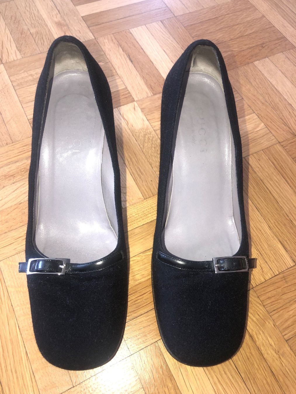 Gucci Scarpe da donna: Gucci pumps Gr 37 – Usato da Zug venduto da estarthyme 2