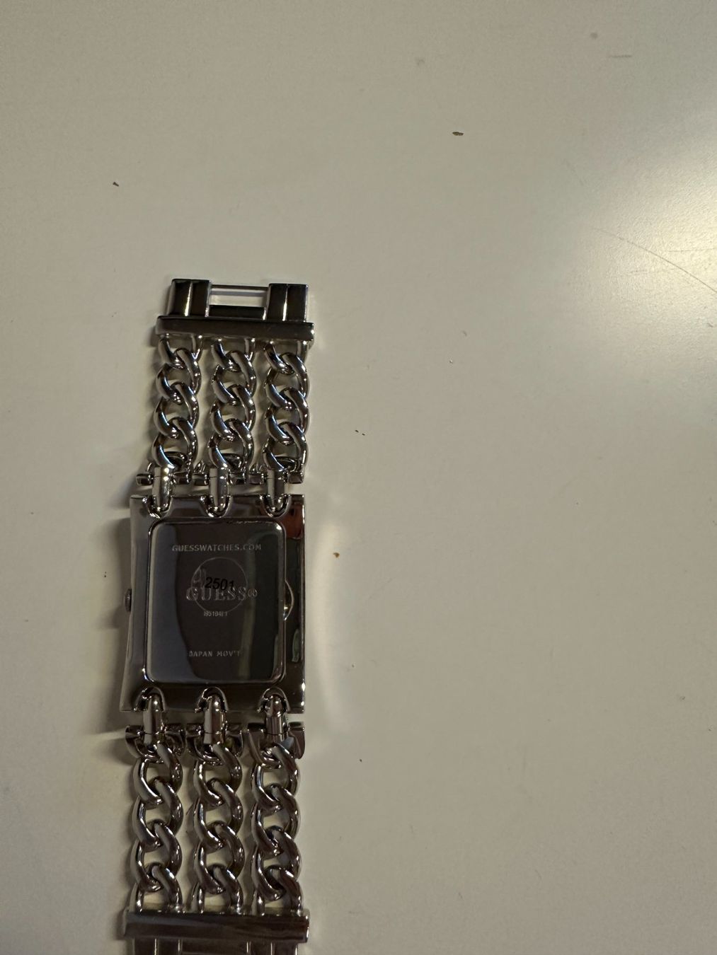 Guess Uhren: Damenuhr von Guess – Gebraucht aus Urdorf von Erika666 4