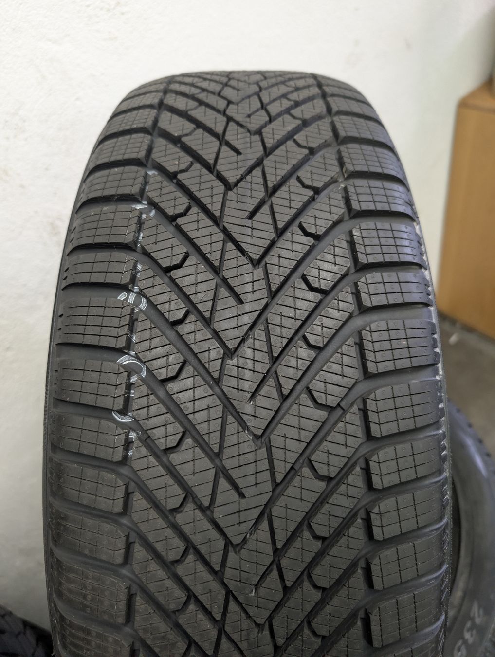 Pirelli Pneus & Kompletträder: Reifen  – Neu und originalverpackt aus Dürrenäsch von Pneu-Idris 1