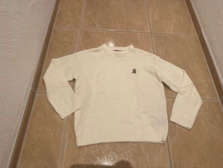Edikted neuer Strickpulli, S