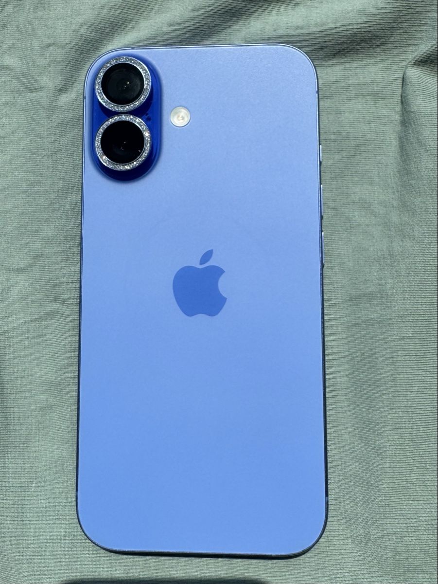 Apple Handys / Smartphones: iPhone 16 128GB Blau + Zubehör – Gebraucht aus Embrach von boodokhan 1