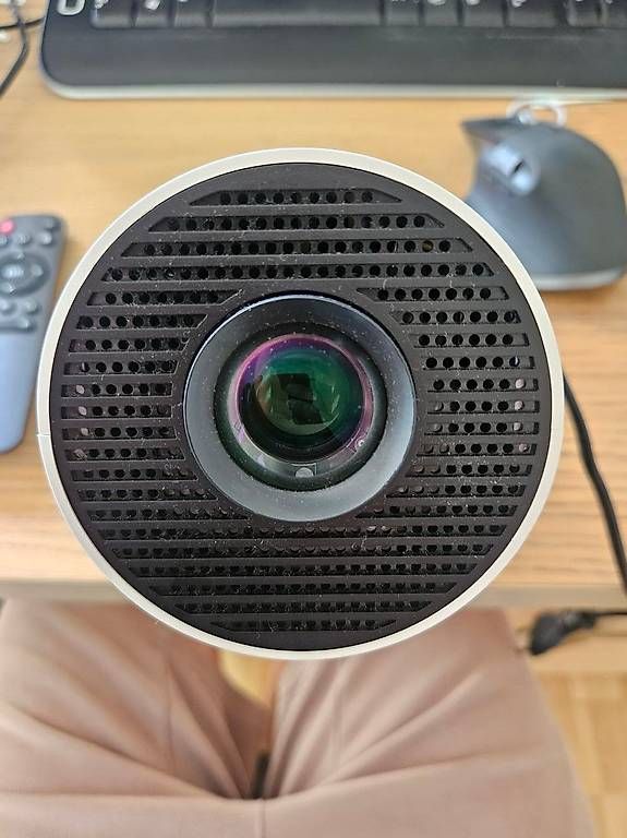 Proiettori: HY300 Pro Beamer mit Fernbedienung – Usato da Birsfelden venduto da scaw 2