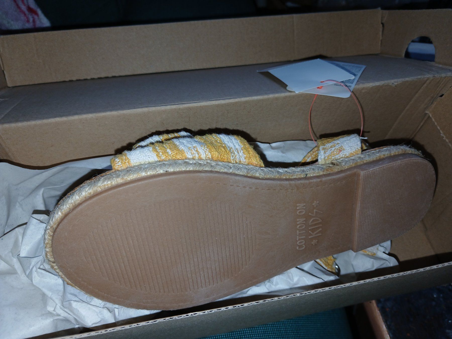 Scarpe per ragazze: Mädchen Sandalen 34-35 – Nuovo e nell'imballaggio originale da Zürich venduto da moniigaga 1