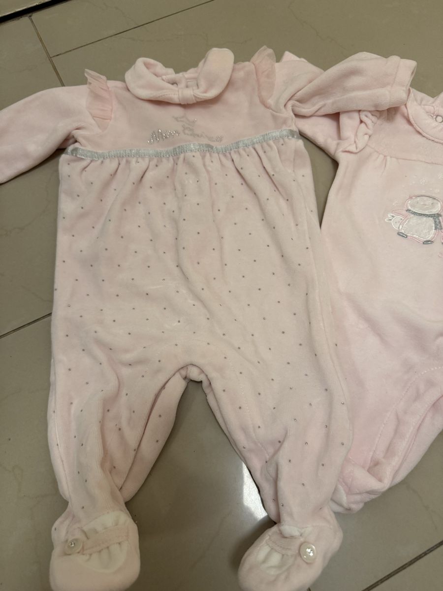 Chicco Lotti & Set di vestiti: Strampler rosa Mädchen 50 1 monat 4 stück – Usato da Reinach BL venduto da team8596 1