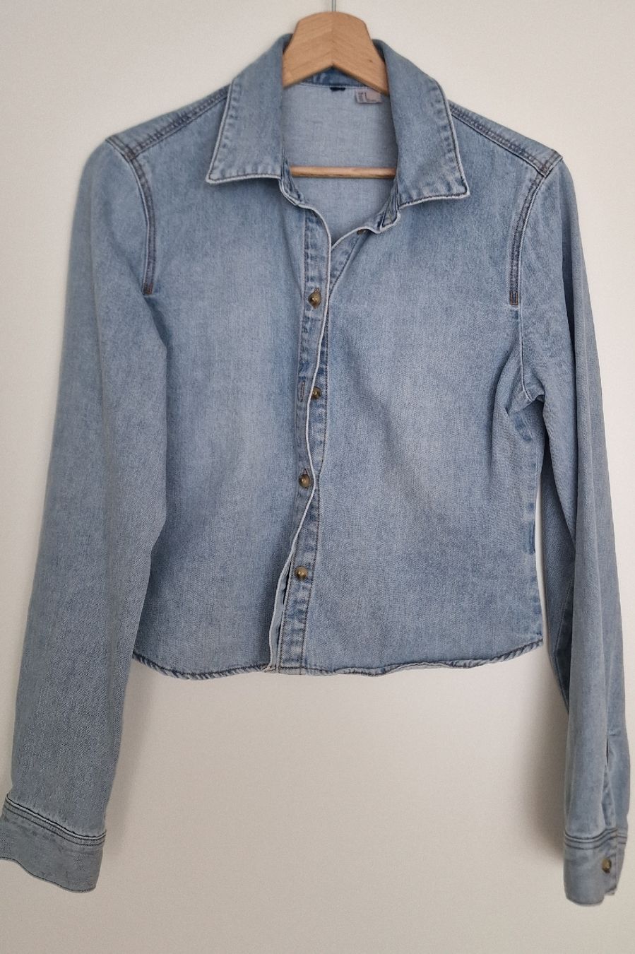 Camicette: Jeanshemd / Jeansbluse, hellblau, Gr. S, neuwertig! – Usato da Werdenberg venduto da Siril1