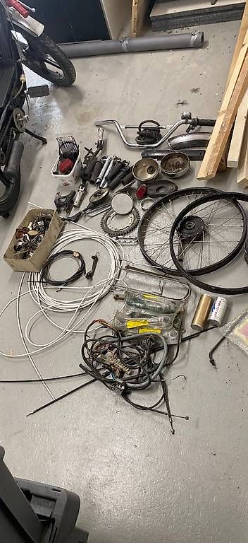 Puch Parti ricambio per ciclomotori: Puch/Sachs Teile – Usato da Büren an der Aare venduto da twostrokeguy