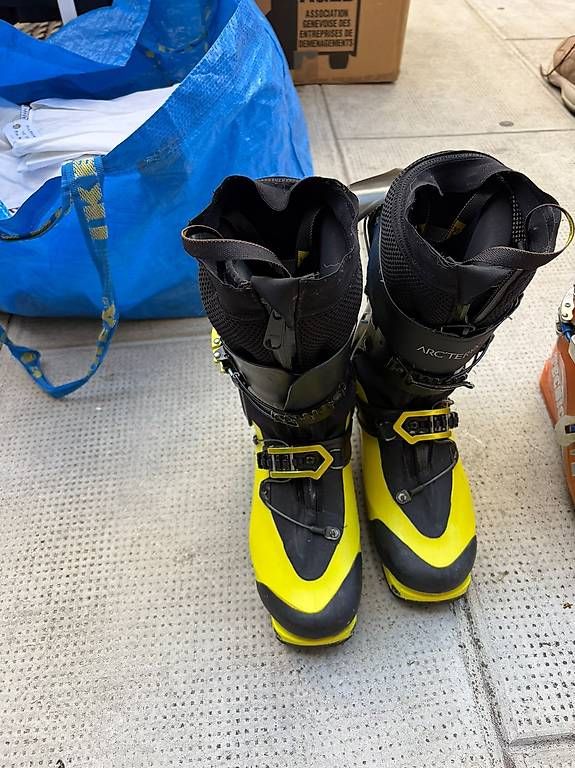 Scarpe da uomo: Chaussure ski de randonnée Arcteryx – Usato da Genève venduto da cha_2dk5 1