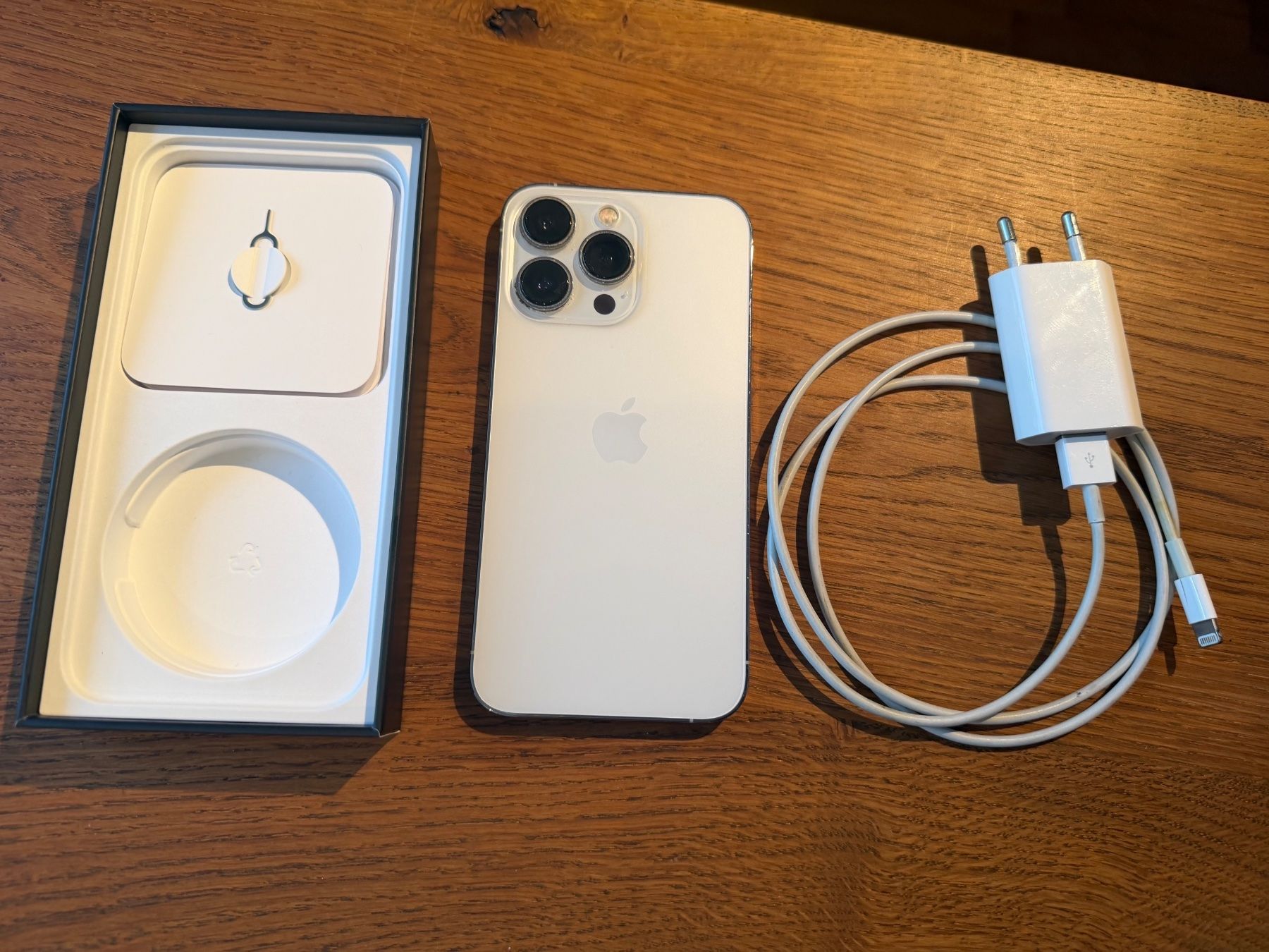 Apple Telefoni cellulari / Smartphones: iPhone 13 Pro 512 GB inkl. Ladekabel – Usato da Frauenfeld venduto da Flomarket