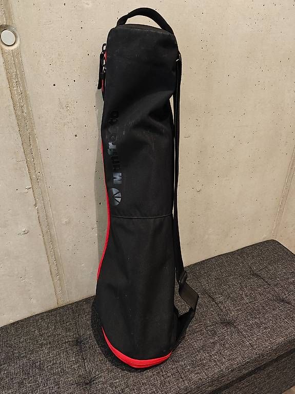 Stative & Köpfe: Manfrotto Tripod verstellbar mit  Verstautasche – Gebraucht aus Bern von elcancro7 1