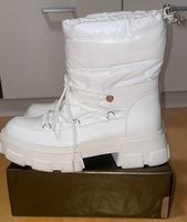 Weisse Winterstiefeletten