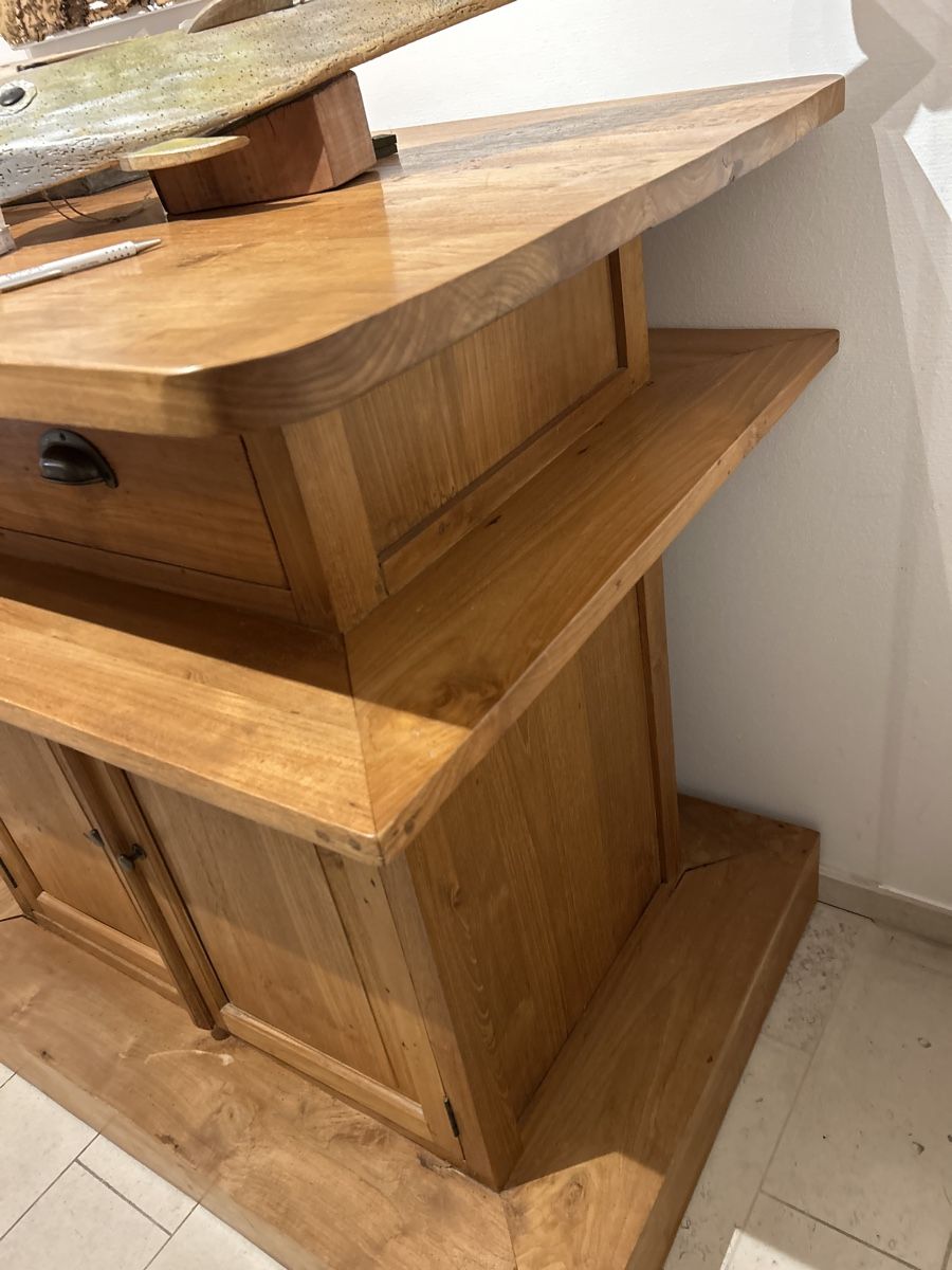 Allestimento di negozi e stand fieristici: Wunderschönes Buffet / Stehpult aus massivem Teak – Usato da gockhausen venduto da monette08 2