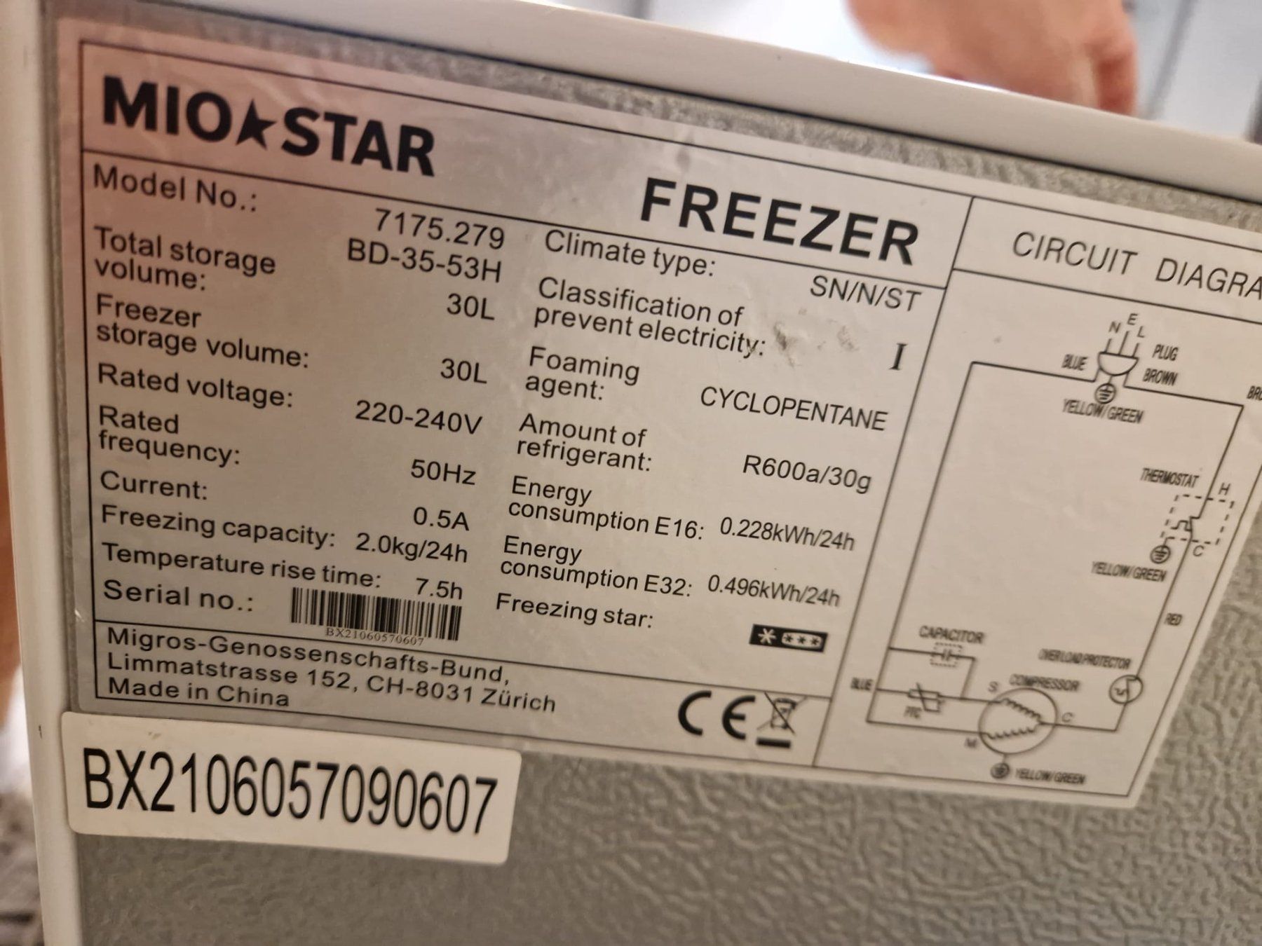 Mio Star Congelatori: Miostar Gefrierer 30L – Usato da Bettwil venduto da NSchmidli93 1