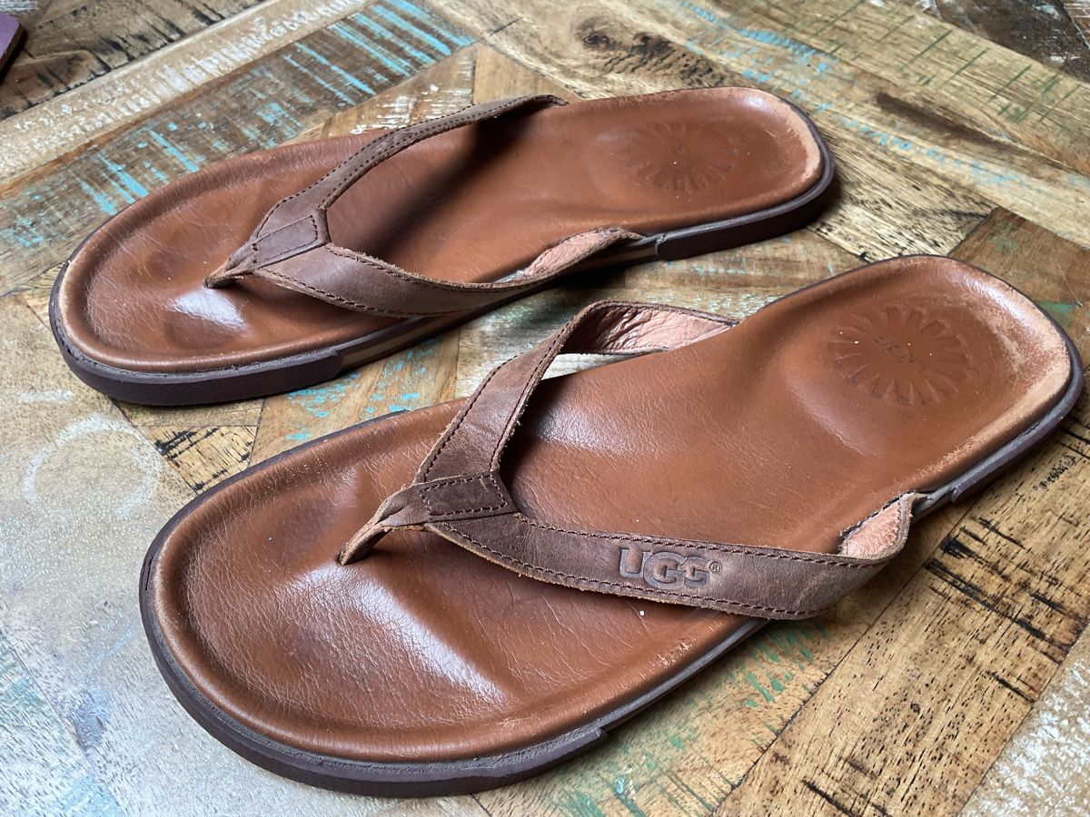 Ugg Scarpe da uomo: Ugg Leder Flip Flops braun G. 42 – Usato da Bachenbülach venduto da Sybeco 6