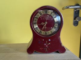 Jaeger Wecker rot Petite Neuchateloise Swiss Made