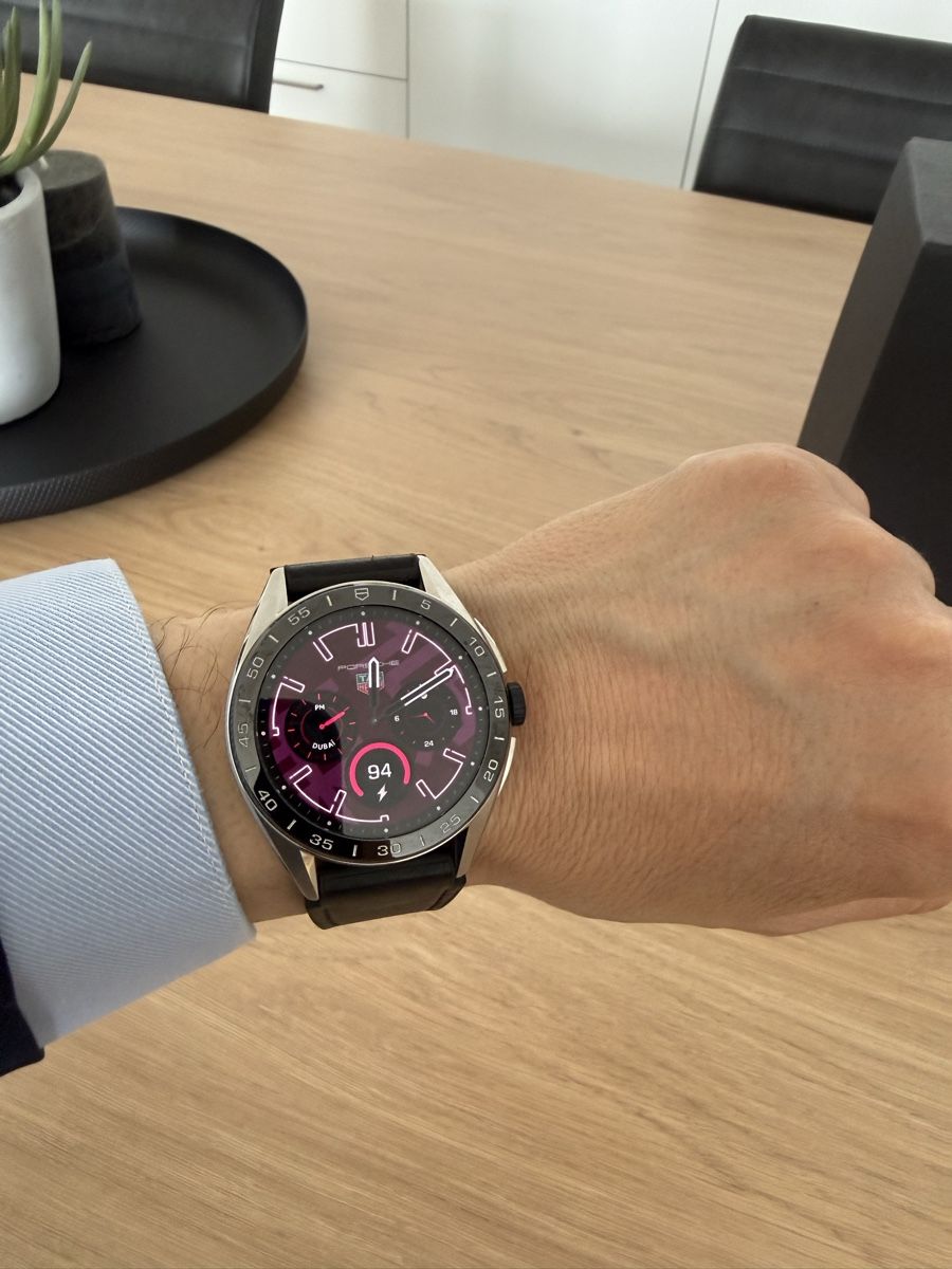 Tag Heuer Orologi: Montre connectée TAG Heuer Connected Modulable 45mm Noire Ca – Usato da Carouge GE venduto da str_9qzk 7