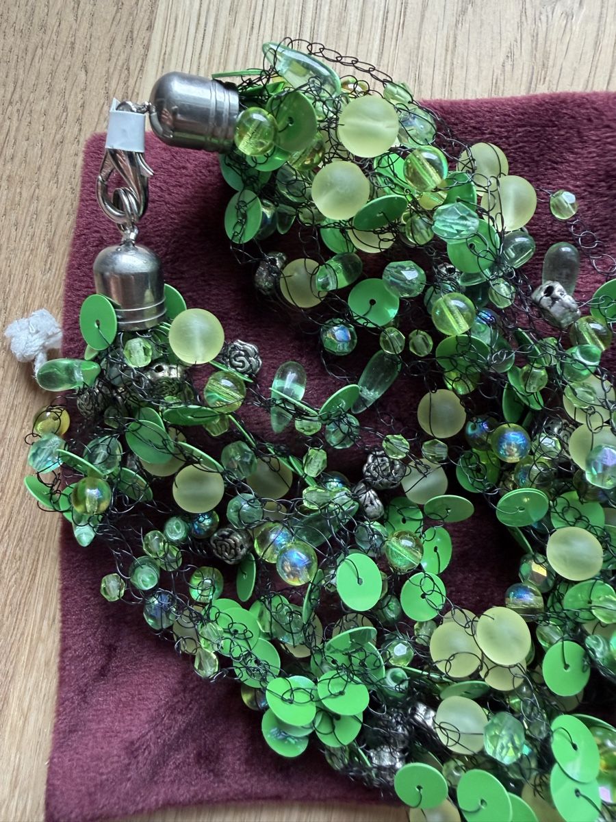 Catenine: Grüne Blätter Hals Kette - Neu – Nuovo (secondo la descrizione) da Obfelden venduto da RichardS. 4