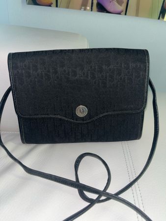 Sac bandoulière Dior trotter toile monogramme noir, élégant.