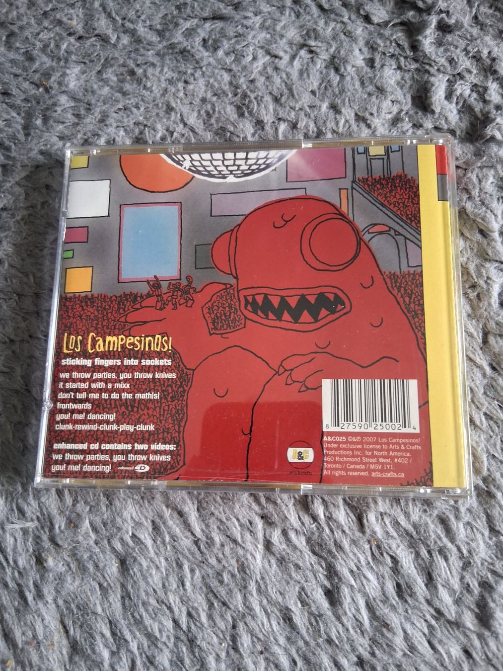 CD: LOS CAMPESINOS    STICKING FINGERS INTO SOCKETS    CD – Usato da Wetzikon ZH venduto da Ramones01 1