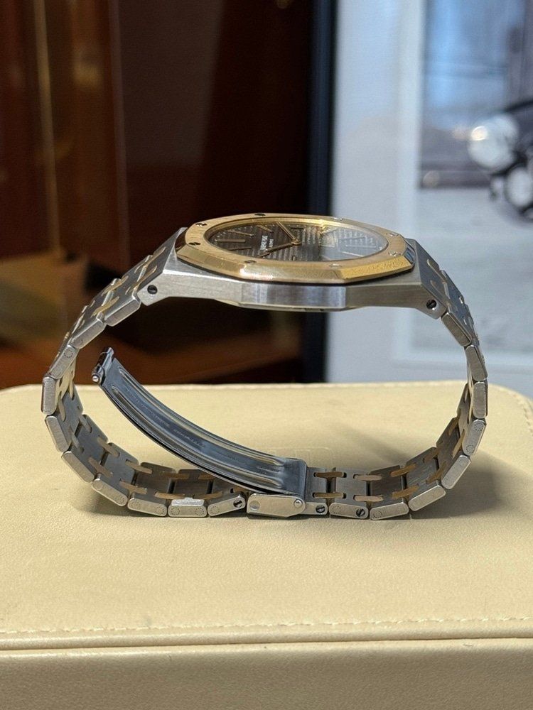 Audemars Piguet Orologi: Audemars Piguet Royal Oak 5402SA Jumbo – Usato da Neyruz FR venduto da Flyback 2