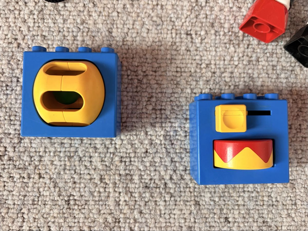 Lego Spielzeuge: LEGO Duplo / ältere Lego  – Gebraucht aus Istighofen von sax_p65z 3