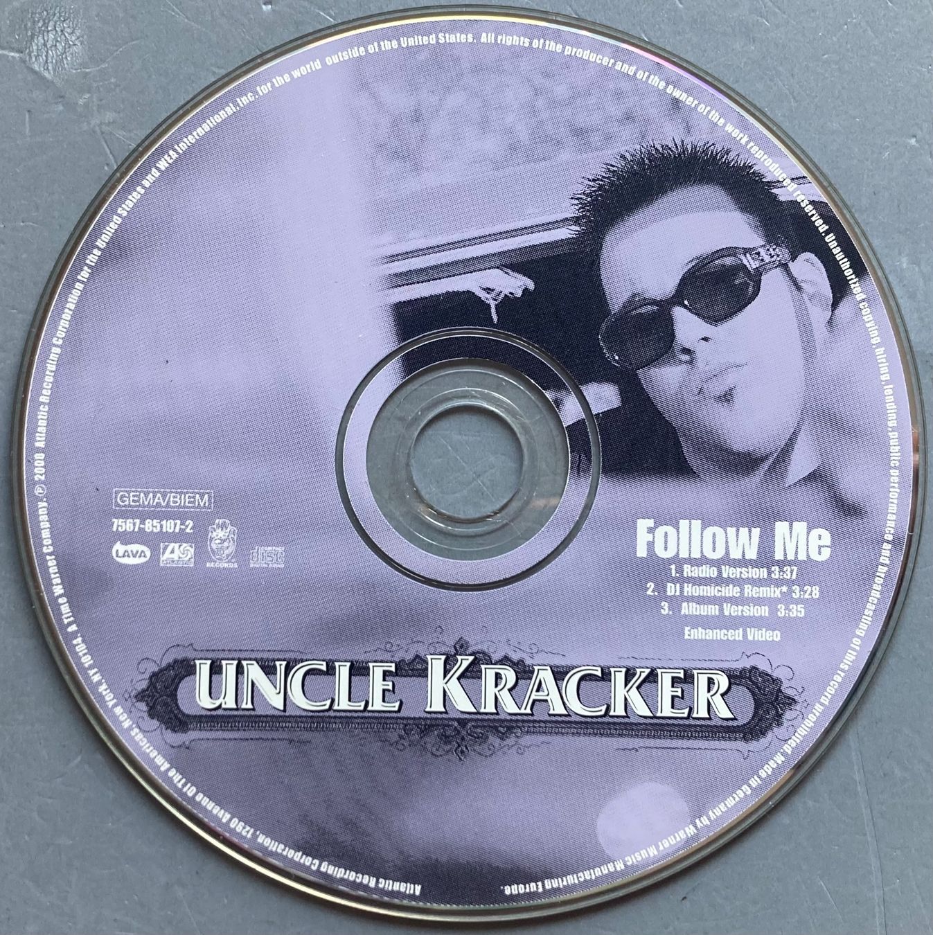 CDs: UNCLE KRACKER - FOLLOW ME – D'occasion à Poliez-Pittet par Newtown-Records 1