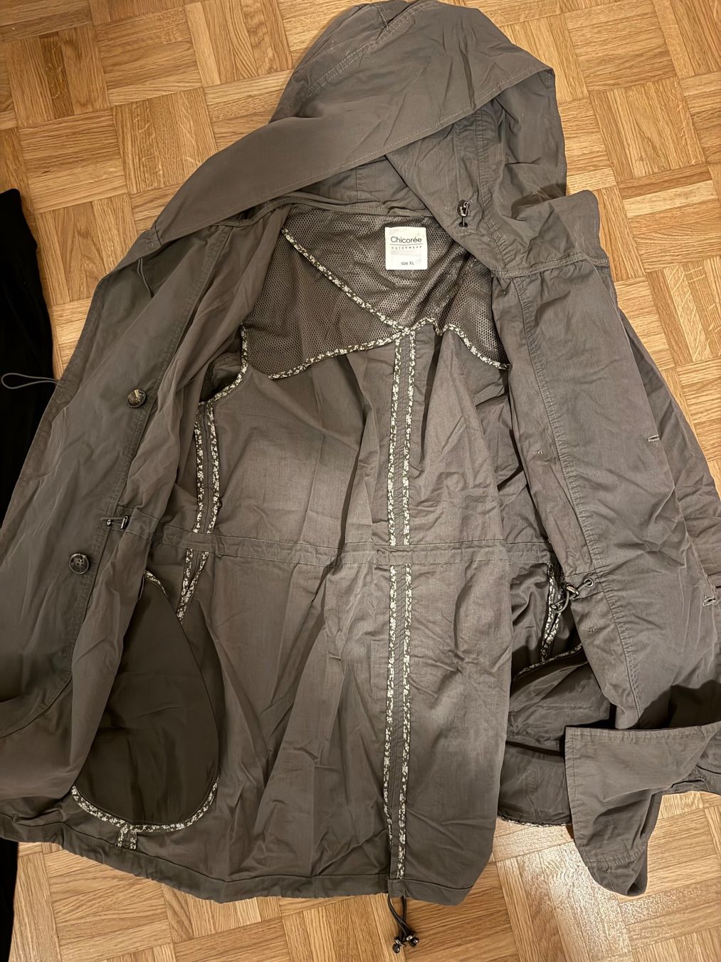 Lotti di vestiti: Schwangerschaft Kleider Grösse XL – Usato da Zürich venduto da MaSte 3