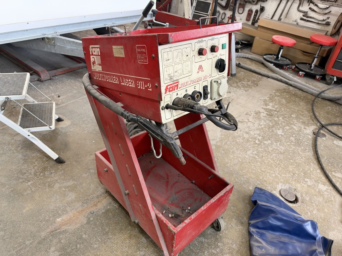 Postes à souder: FAN Multiworker 900-2 – D'occasion à Troistorrents par vas_f5yb 1