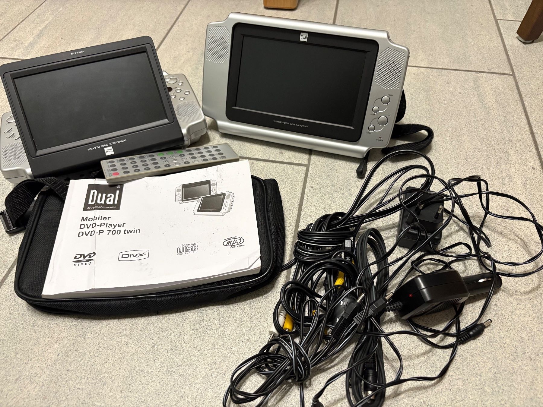 Lettore multimediale portatile: Dual DVD Player, Mobiler DVD Player, Tiptop Zustand – Usato da Ottenbach venduto da LsL-x6v2 2