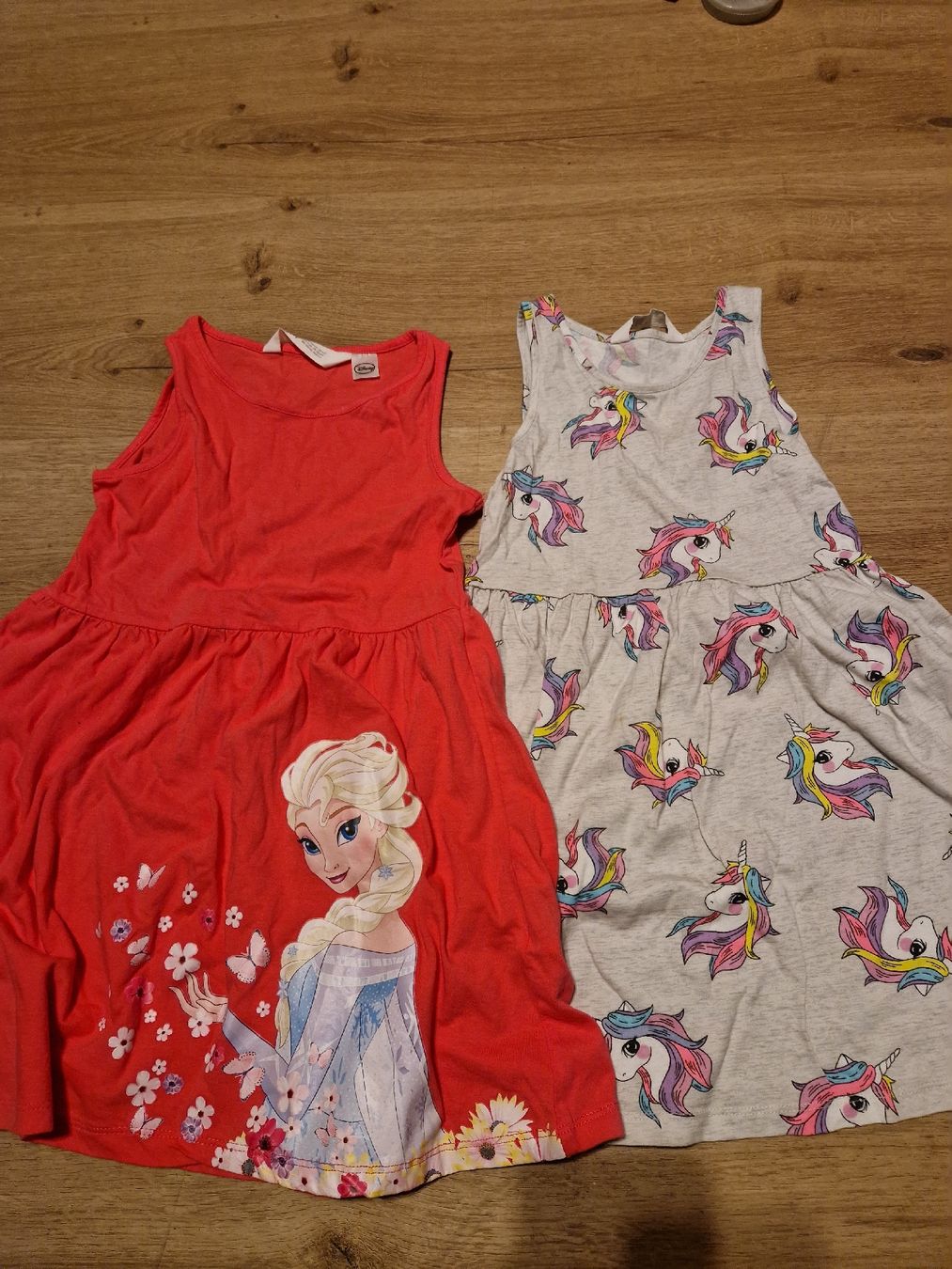 Vestiti & Gonne: Kleid x 4 Gr. 110 – Usato da Wimmis venduto da traubenq 1