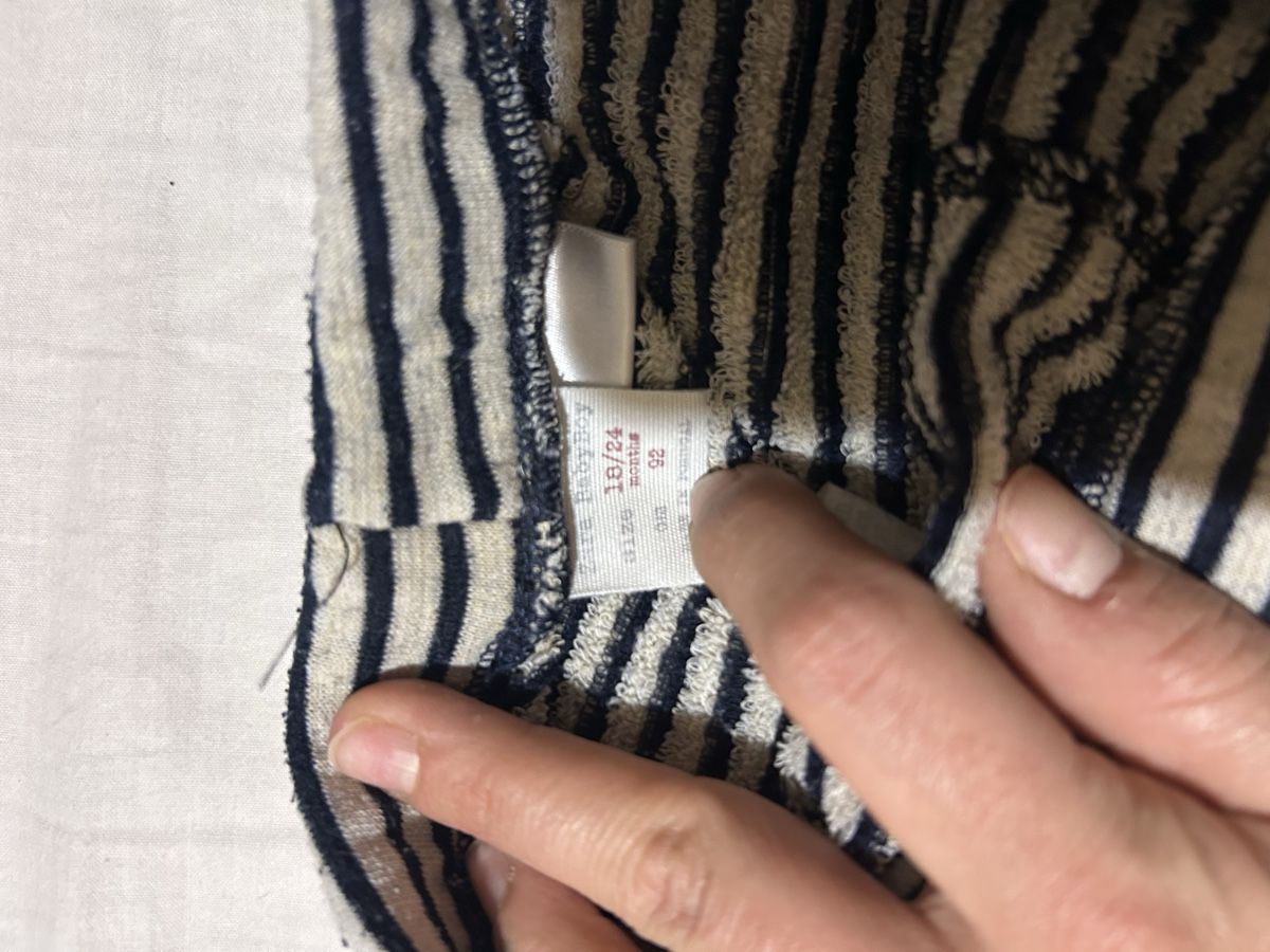 Zara Pantaloni: Zara Trainerhose 92 – Usato da Basel venduto da jahrabarr 1