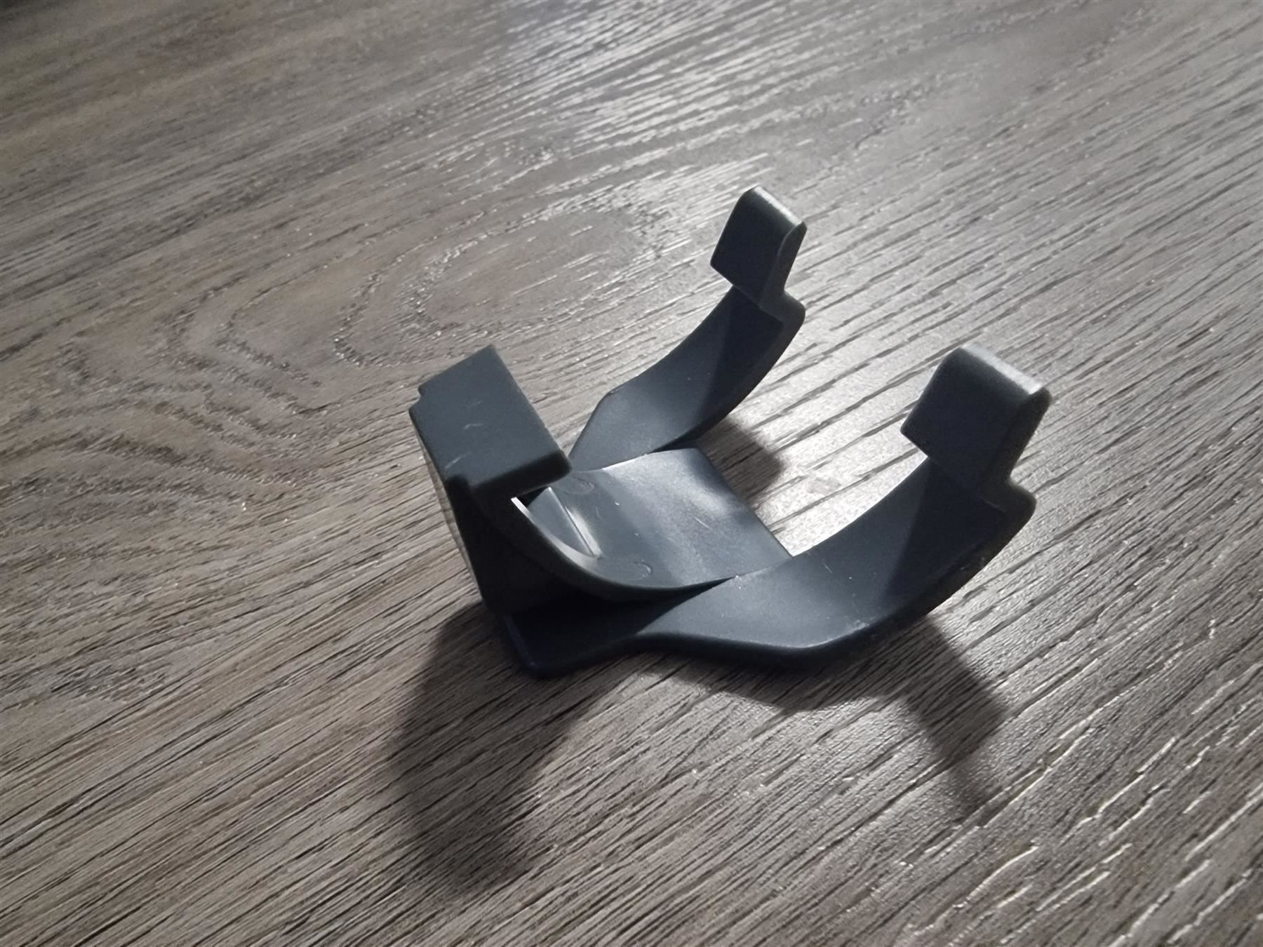 Thermomix Elettrodomestici da cucina: Thermomix Clip / Deckelhalter neu – Nuovo (secondo la descrizione) da Eglisau venduto da 20788 1