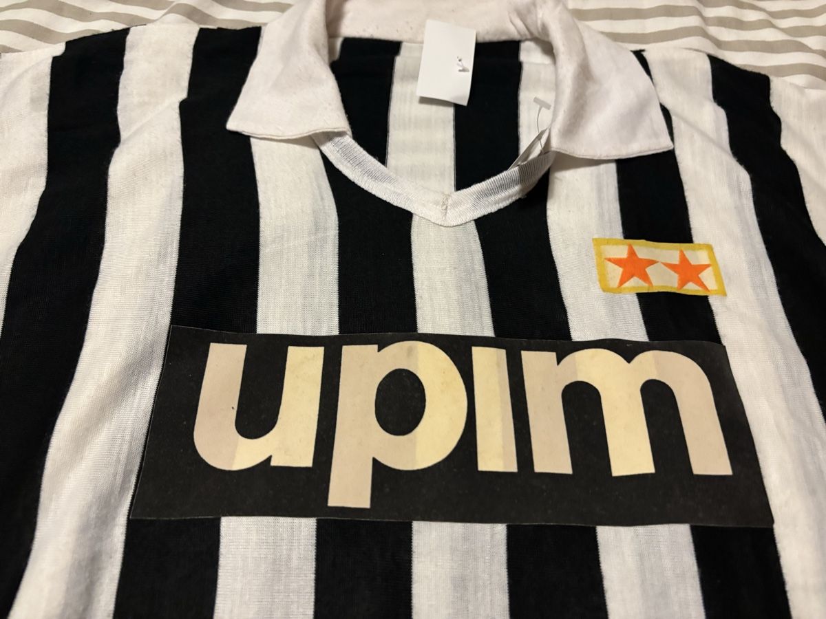 Juventus Canottiere & Pantaloni: Juventus n11 maillot  – Usato da Le Grand-Saconnex venduto da focamix 1