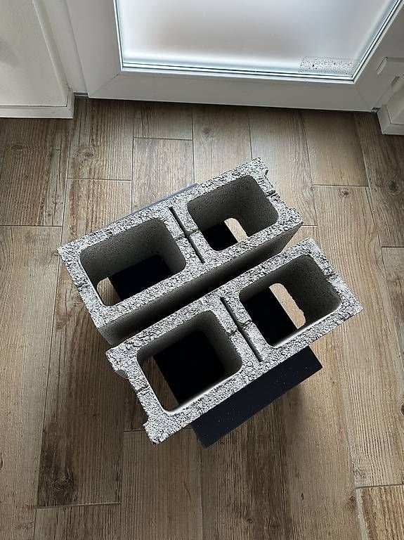 Tous les outils: 2x Schalungsstein Jumbo  – D'occasion à Bilten par R_Schaefer
