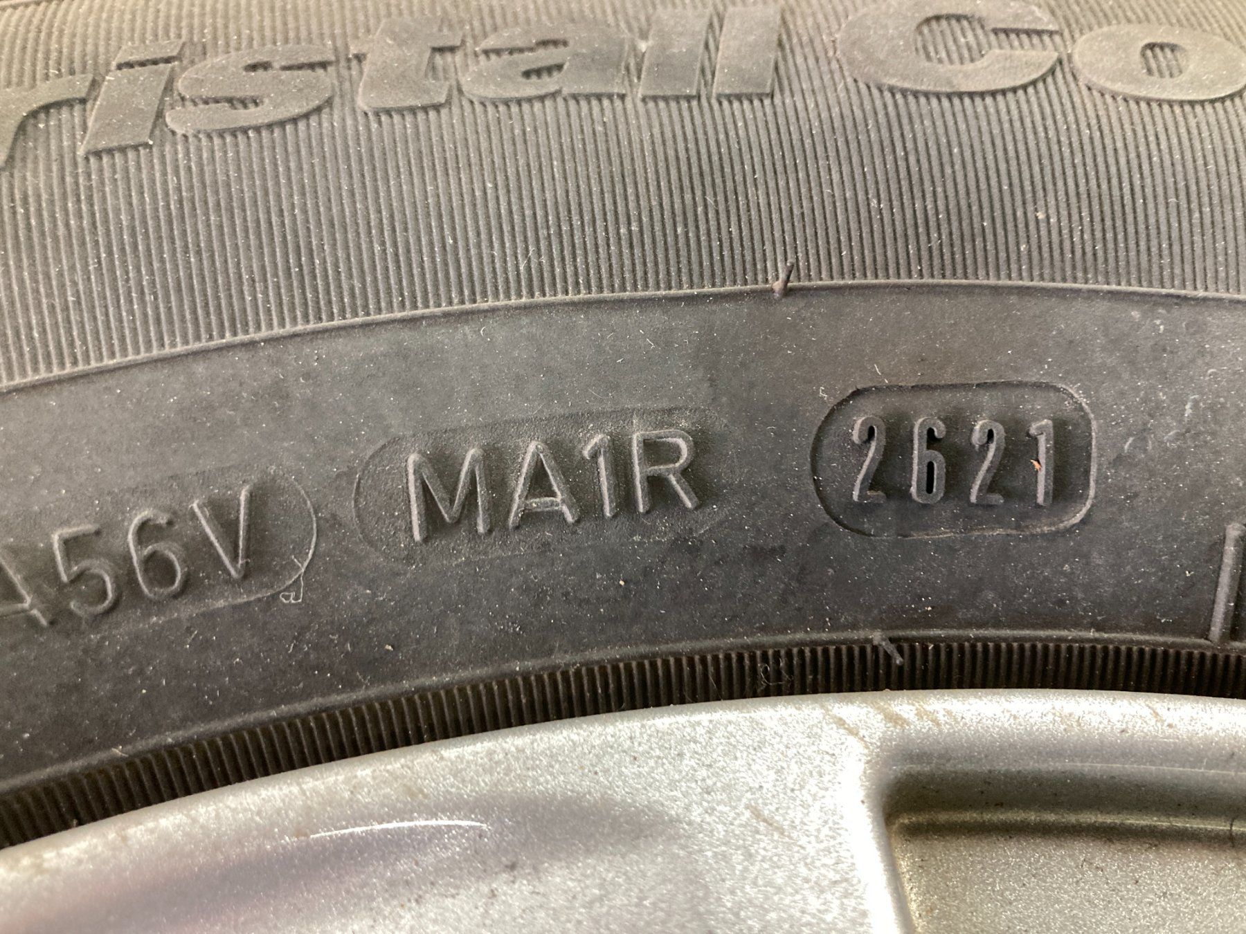 Dacia Pneumatici & Ruote complete: Dacia Duster Winterräder 215/65R16 – Usato da Cham venduto da WB2223 6