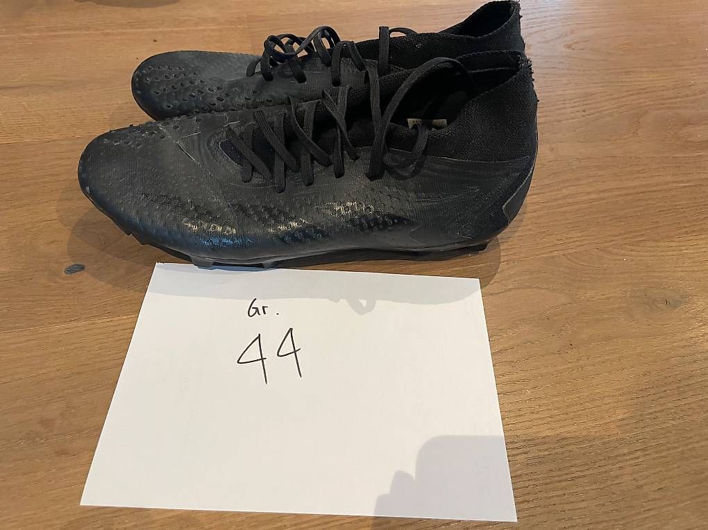Scarpe da uomo: Fussballschuhe – Usato da Siebnen venduto da Rosino1