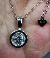 Collier argent avec diamant de moissanite de 2 ct certifié
