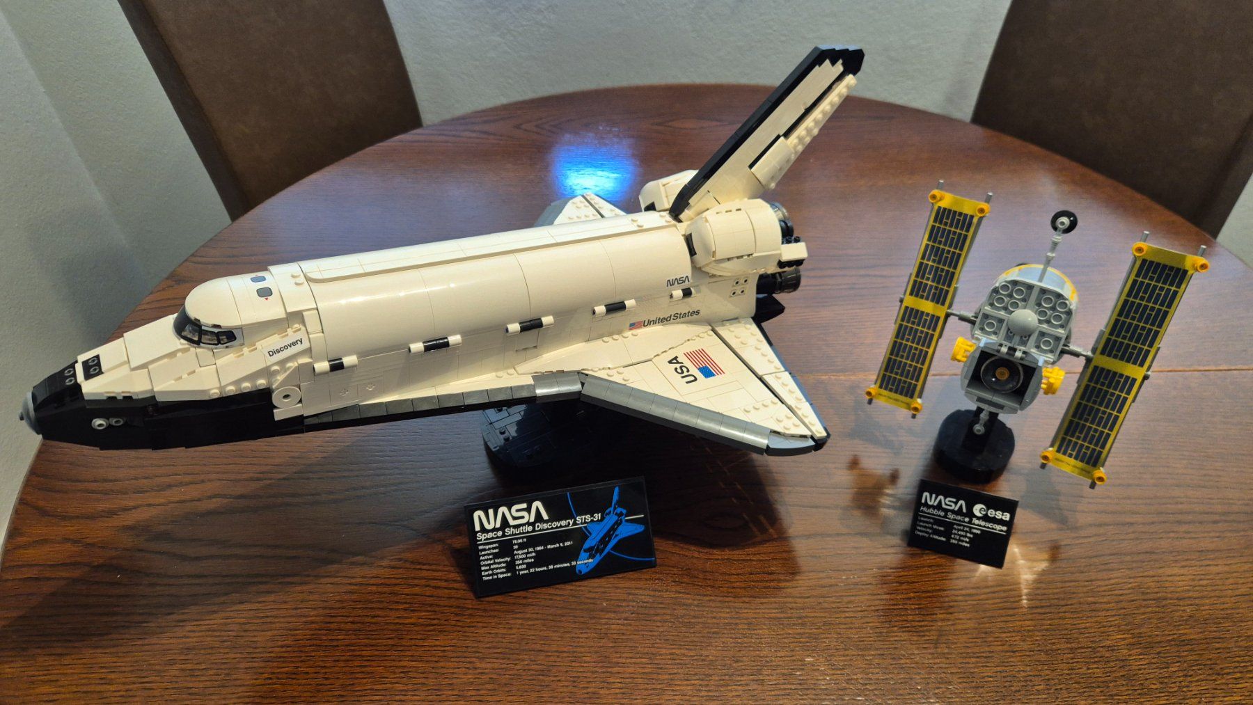 Lego Kit di costruzioni: Lego 10283 NASA-Spaceshuttle Discovery – Usato da Bern venduto da Shady96