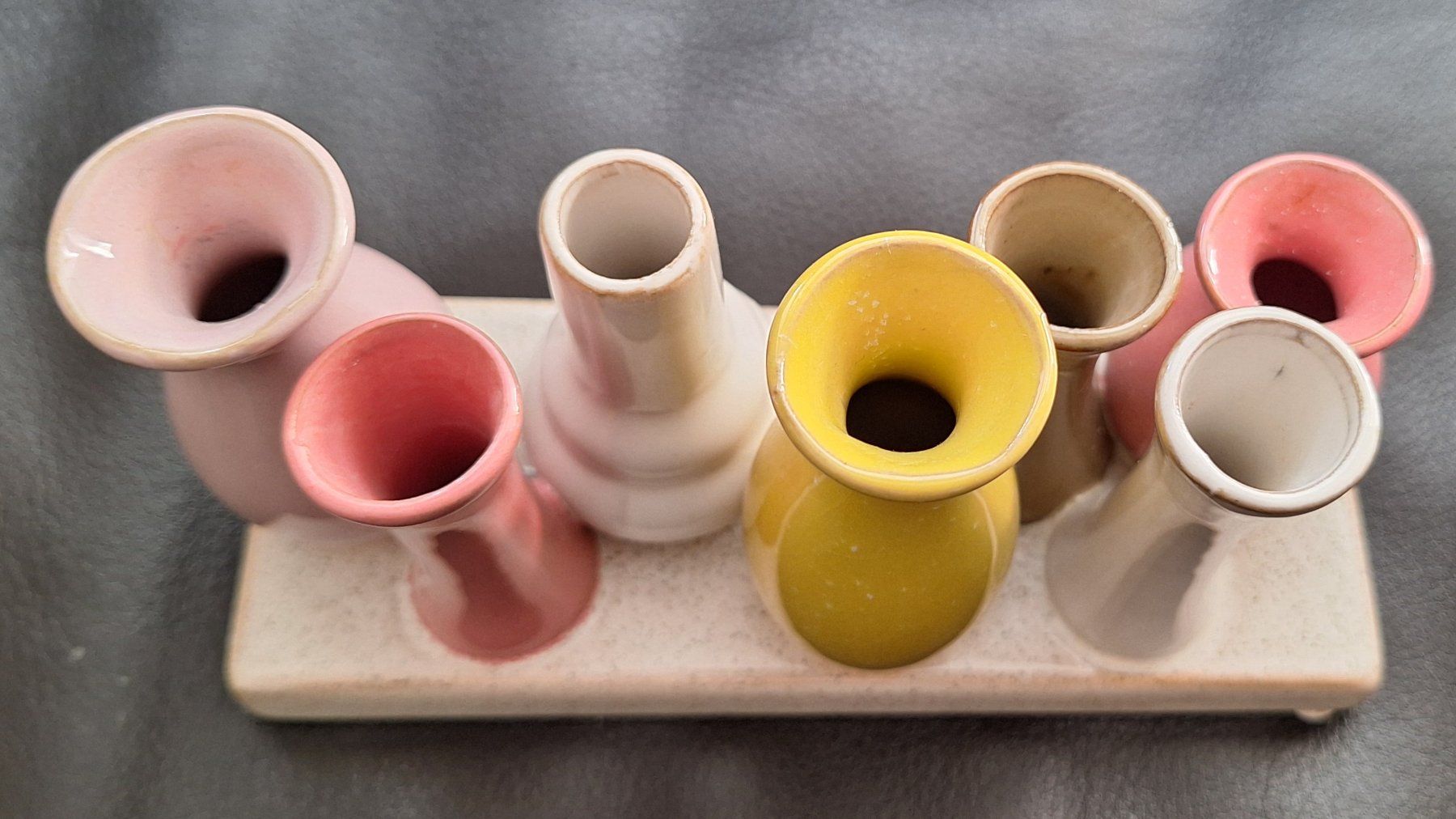 Tutte le decorazioni: 7 Mini Vasen Keramikständer, Blumenvase – Usato da Weinfelden venduto da Yenas10 1
