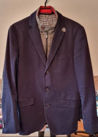 Veste Homme Bleu Marine élégante, idéale pour l'automne