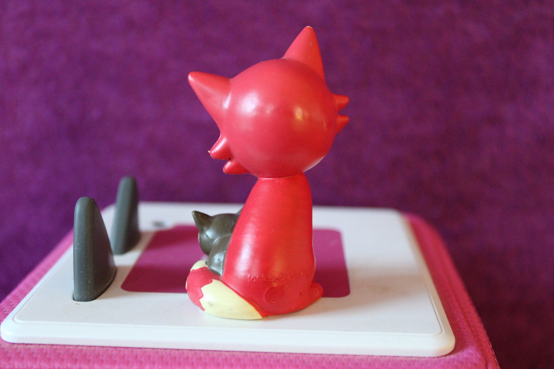 Tonies Jouets: Tonie Box Figur - Kinderlieder - Schlaflieder - Alte Version – D'occasion à Müllheim Dorf par Seeeule01 2