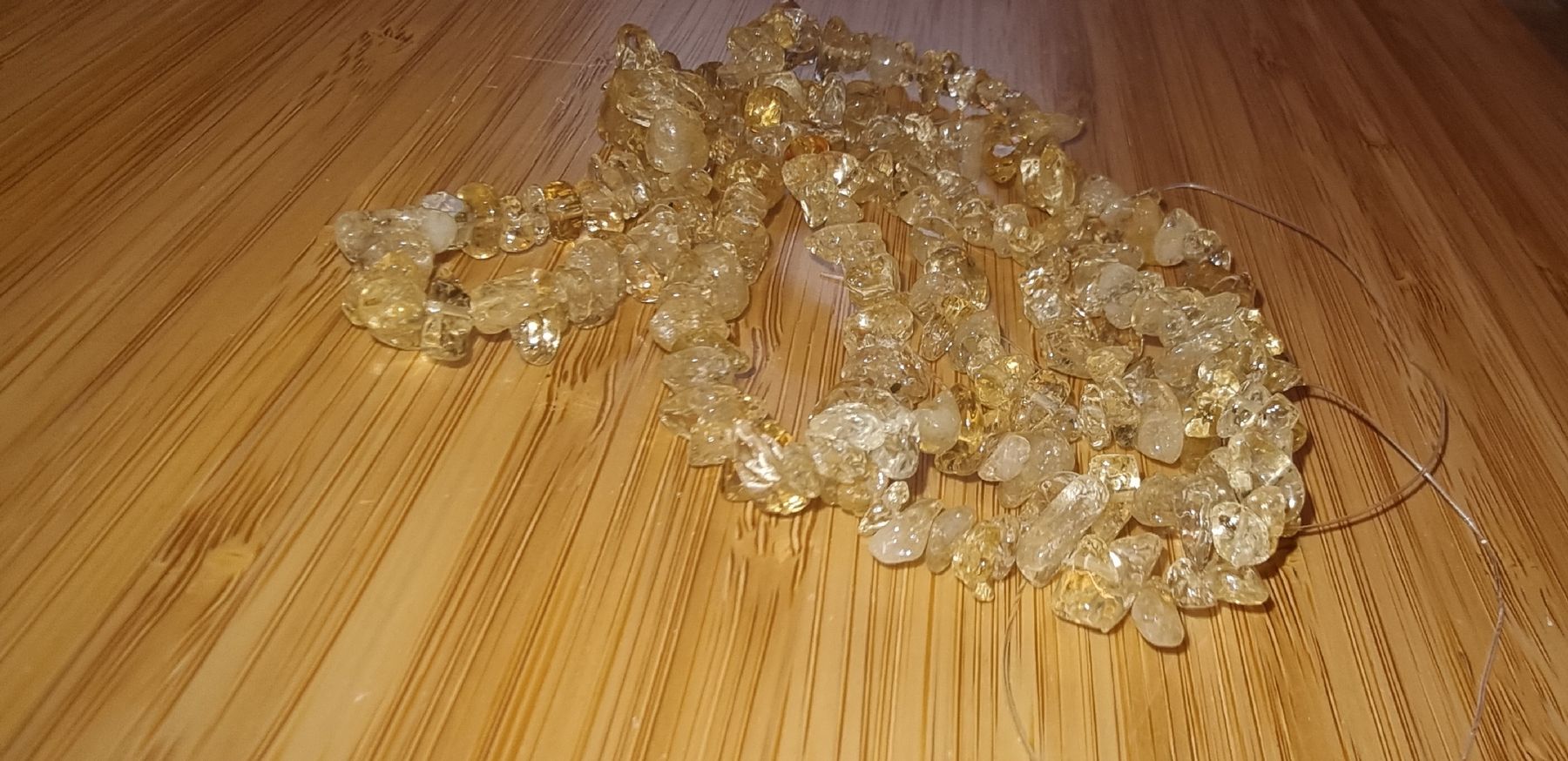 Minerali & Pietre curative: Citrin Splitter 3-12mm. Strang 80cm. – Nuovo e nell'imballaggio originale da Menziken venduto da Mirager
